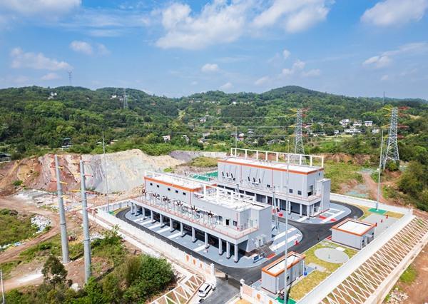 新增36萬千伏安！重慶今年度夏首個220千伏新建變電站工程投運(yùn)(圖1)
