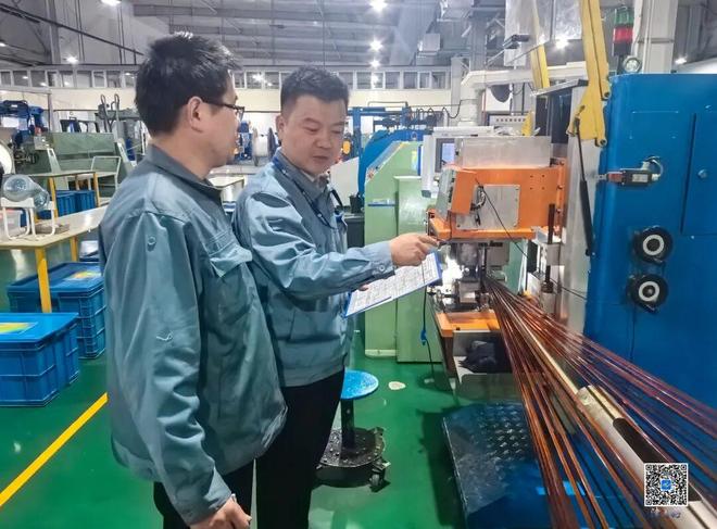 才薈津南丨津南區(qū)優(yōu)秀人才事跡展播：經(jīng)緯之間編織匠心力量——記天津經(jīng)緯電力科技有限公司總經(jīng)理張龍(圖3)