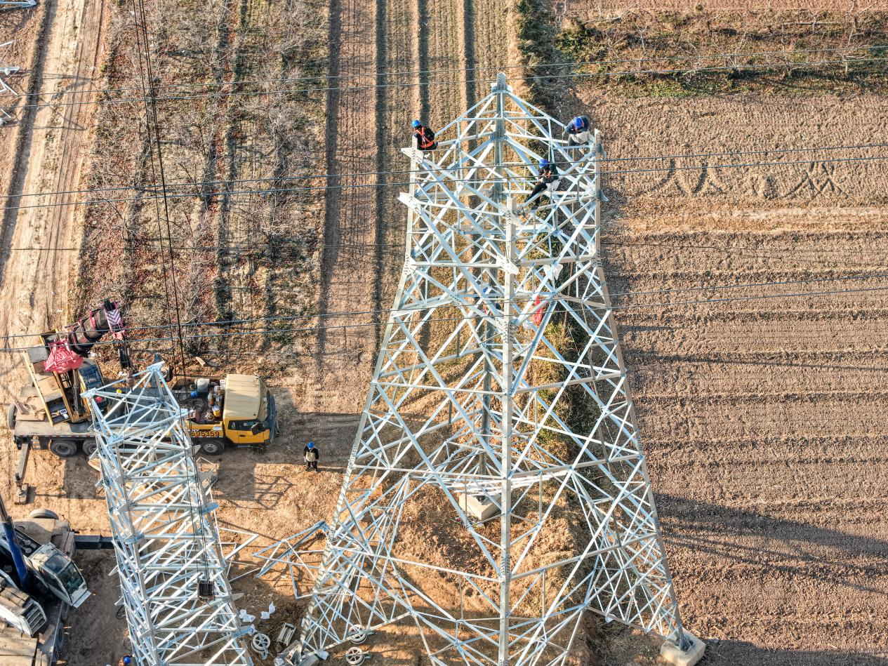 與時間賽跑、為溫暖護航運城電網建設收官戰(zhàn)正酣(圖1)